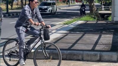 Gowes ke Kantor, Cara Fraksi PDIP DPRD Sumenep Hemat Energi dan Jaga Lingkungan