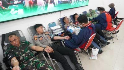 Donor Darah Bakti TNI AD di Sumenep Libatkan 300 Peserta dari Berbagai Elemen